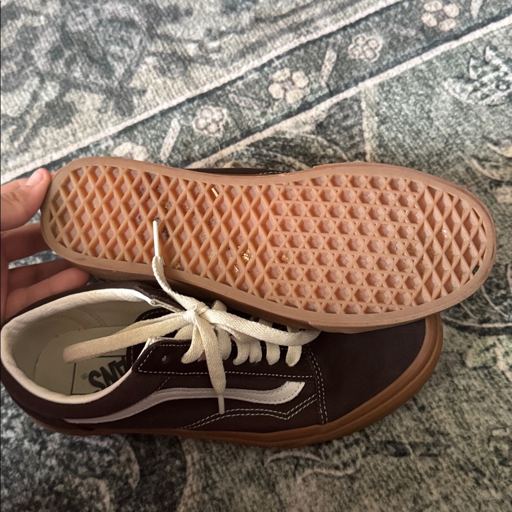 Vans - Picture 3 of 3
